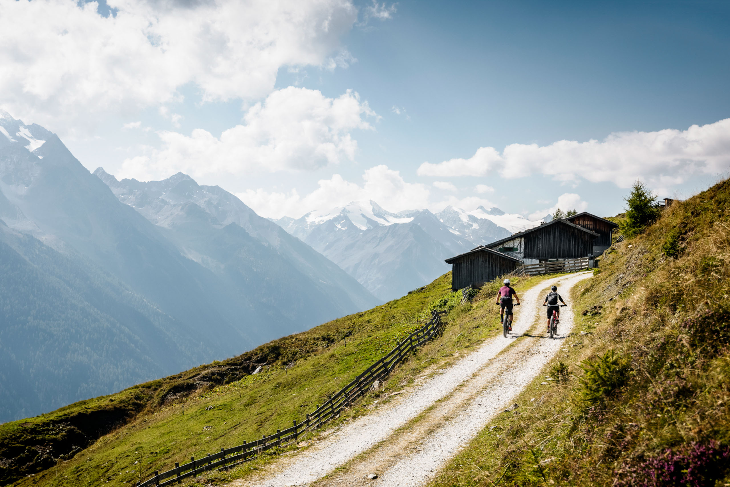 Two mountain bikers in Stubai Valley
