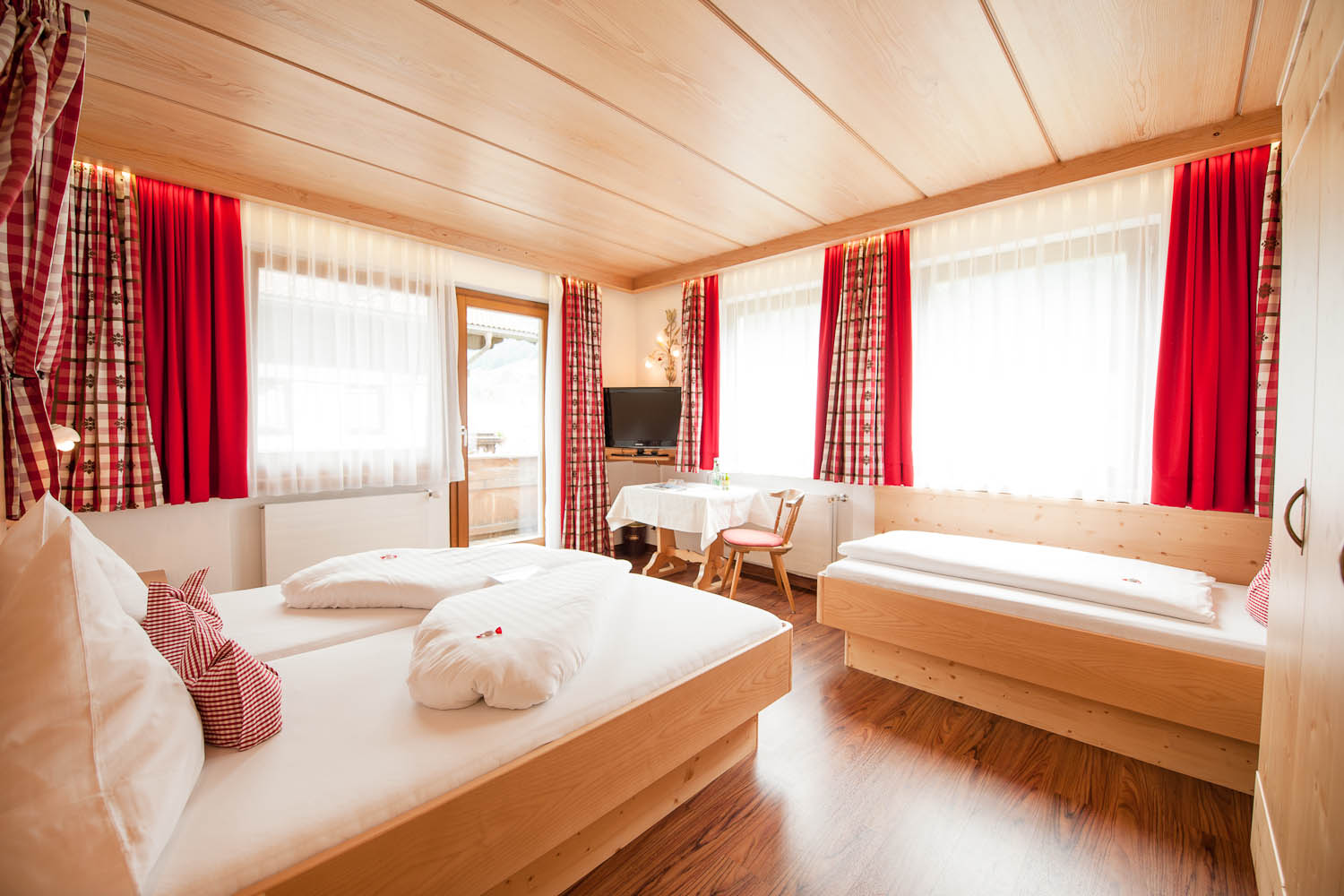 Dreibettzimmer im Hotel Angelika